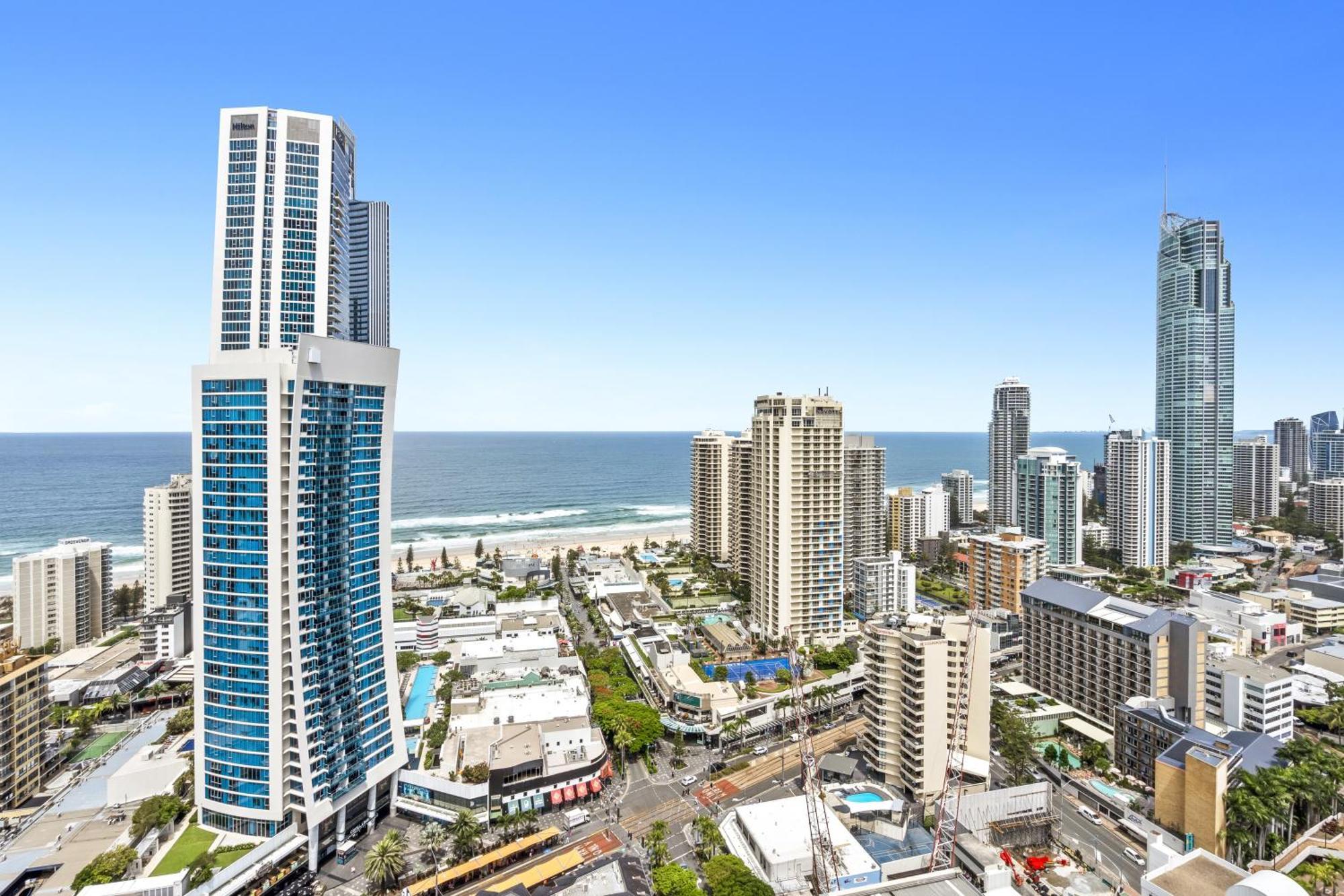 Circle On Cavill Surfers Paradise Mid Week Madness Deal - Q Stay Gold Coast Eksteriør bilde